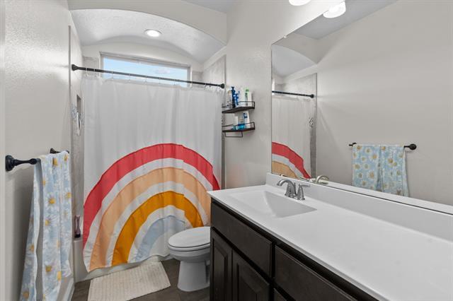 Building Photo - 424 Grassland Dr