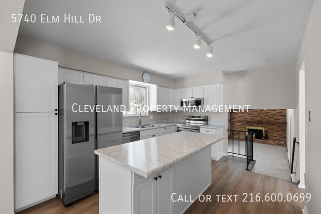 Building Photo - 5740 Elm Hill Dr