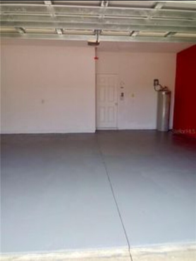 Building Photo - 148 Columbia Dr