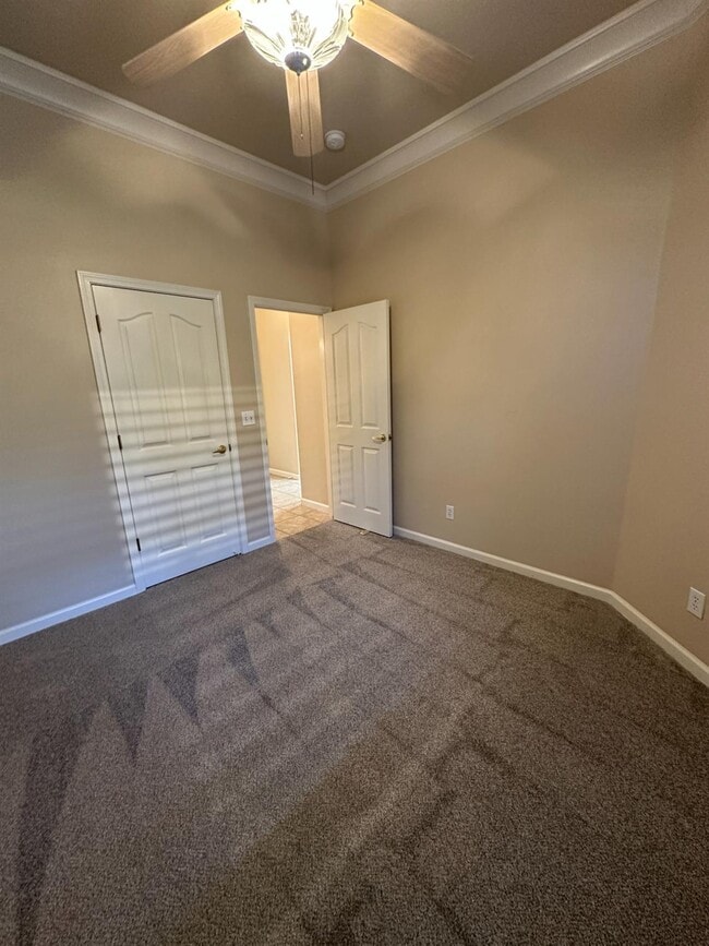 Building Photo - 535 W Decatur Ave