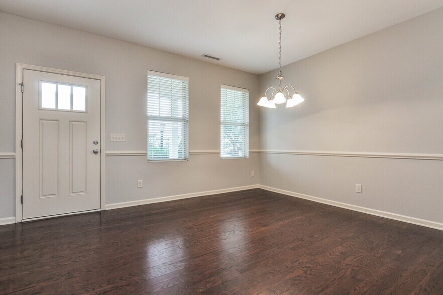 Building Photo - 117 Callahan Trail