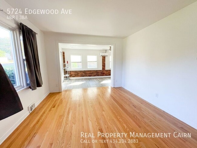 Building Photo - 4 Bed, 2.5 Bath Home -- Over 2k sqft, pati...