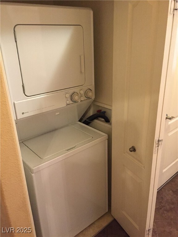 Building Photo - 8805 Jeffreys St