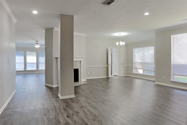 Building Photo - 20311 Longspring Dr