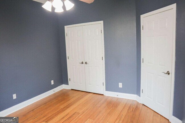 Building Photo - 1526 Lechemin Dr