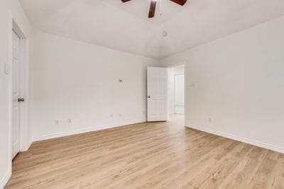 Building Photo - 205 Tonto St