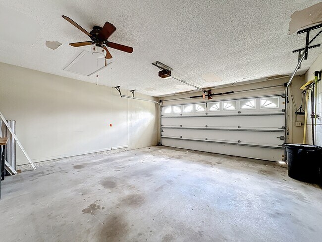 Building Photo - 13850 Co Rd 512