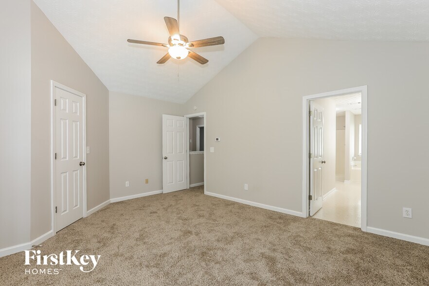 Building Photo - 7008 Setters Way