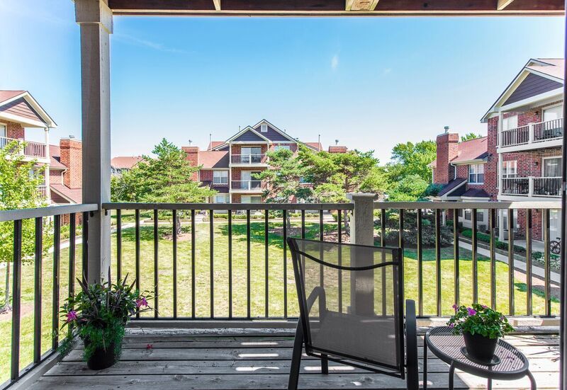 Primary Photo - Green Trails Apartments