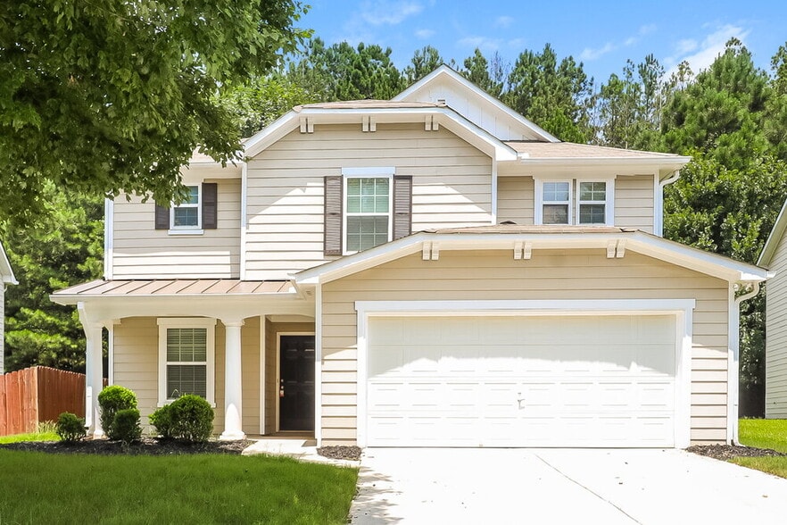 Primary Photo - 2080 Valley Creek Dr