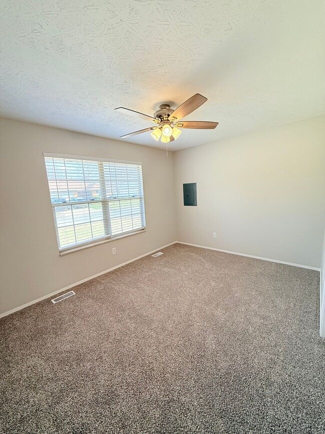 Building Photo - "Lots Of New" in South/West Springfield on a Quite Culta-sac