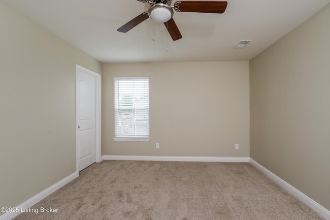 Building Photo - 9825 Valley Farms Blvd