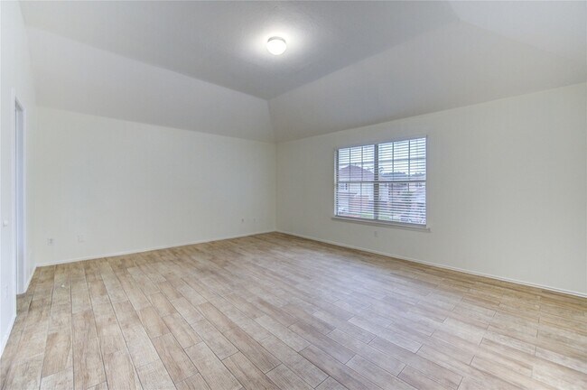 Building Photo - 9926 Myrtle Field Ln