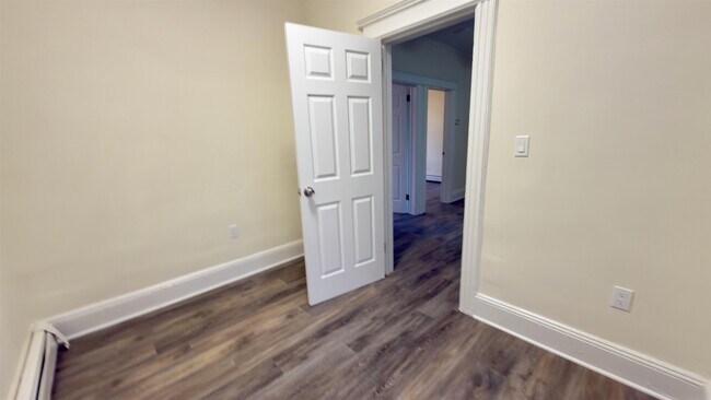 Building Photo - 668-670-670 John F. Kennedy Blvd