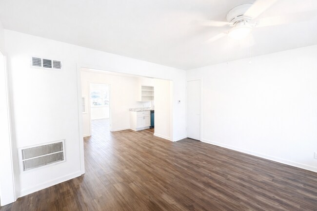 Building Photo - Beautifully Updated 3 Bedroom 2Bath Home in NE Wichita – $1575/month