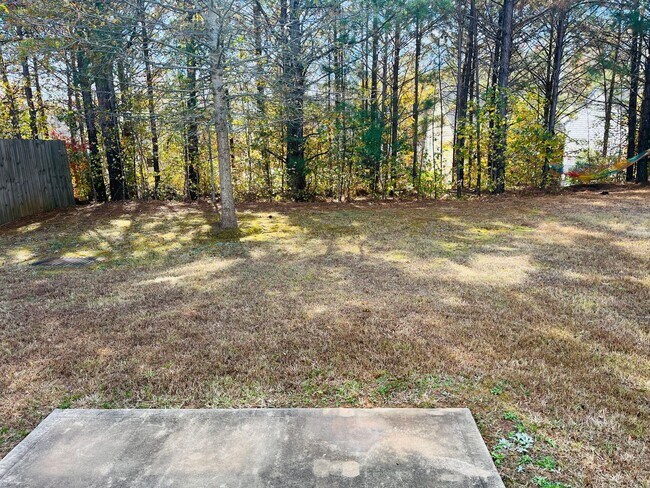 Building Photo - Wow! Check out this charming 3-bedroom, 2....