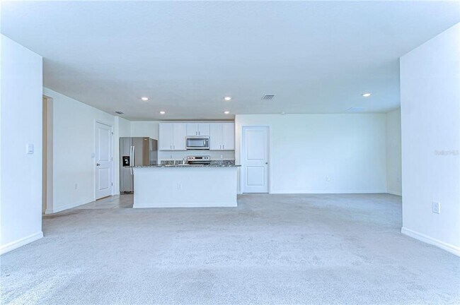 Building Photo - 38255 Sonnet Landing Ave