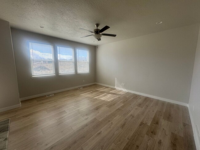 Building Photo - Beautiful Lehi Townhome for rent!