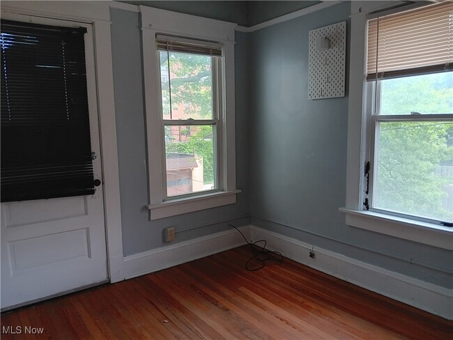 Building Photo - 10710 Clifton Blvd