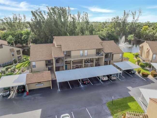 Building Photo - 15761 Windward Way Cir