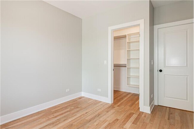 Building Photo - 2457 W Logan Blvd