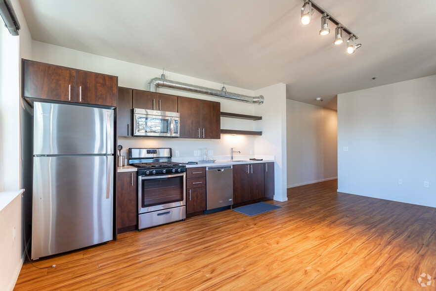 1BR, 1BA - 726 SF (Lombard) - Northwood