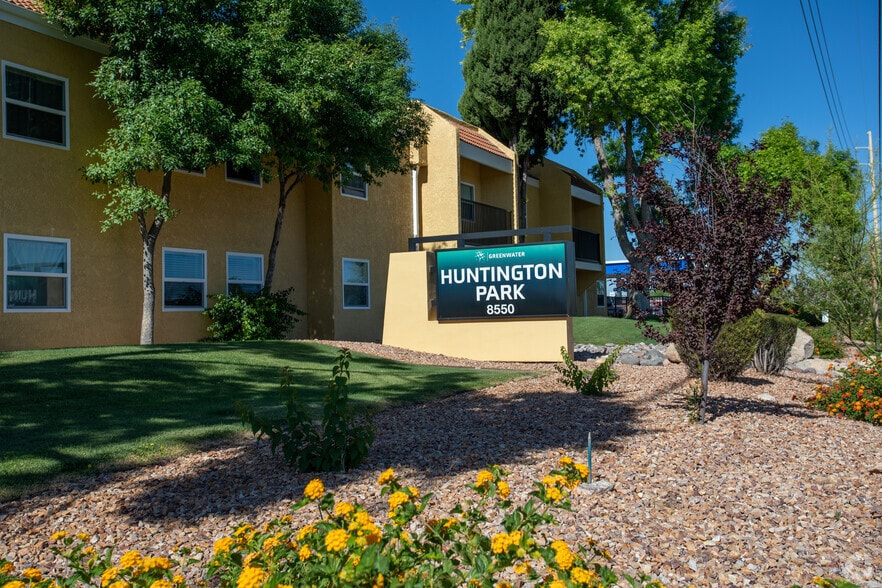 Primary Photo - Huntington Park Apartments