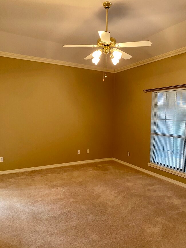 Building Photo - 7842 Millicent Cir