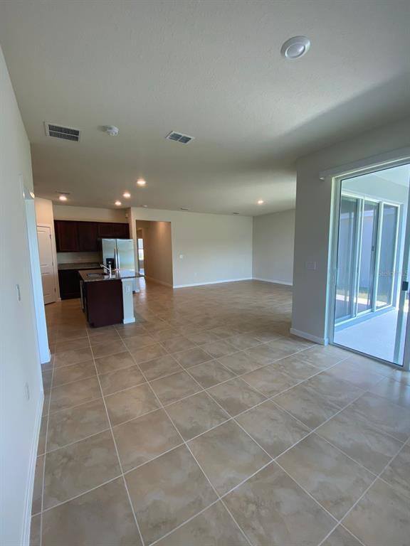 Building Photo - 5060 Sparkling Water Wy