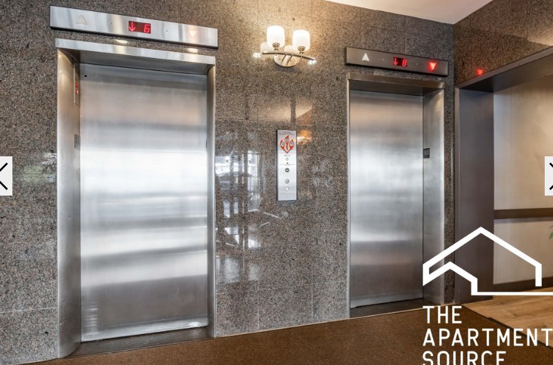 Building Photo - 445 W Wellington Ave