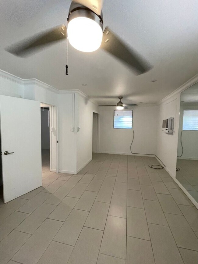 Building Photo - 2 Bedroom, 1 Bath House Across The Street ...