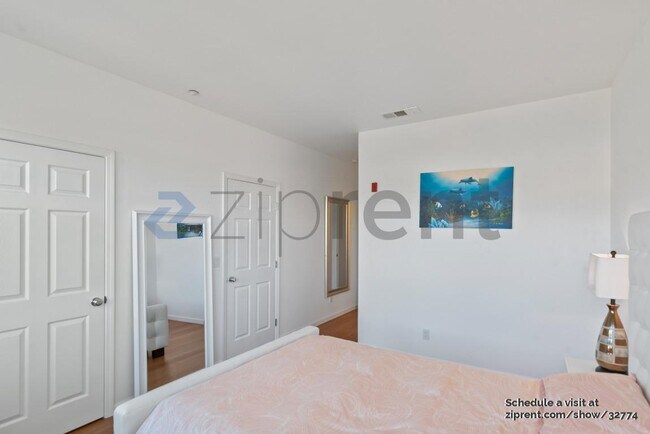 Building Photo - 929 Glen Valley Terrace