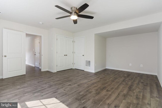 Building Photo - 44042 Eucalyptus Way