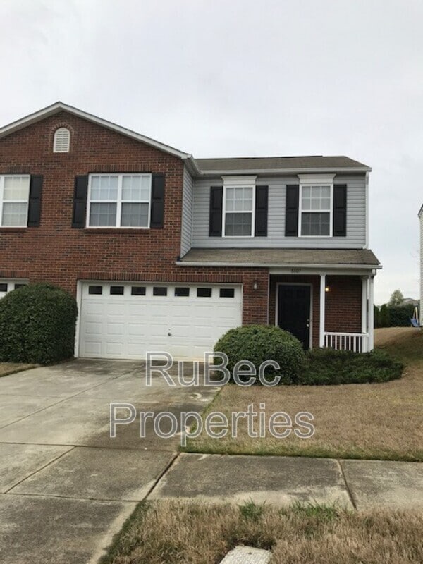 Building Photo - 8607 Westhope St