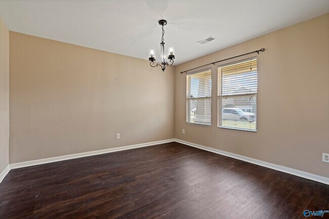 Building Photo - 29943 Brentshire Dr