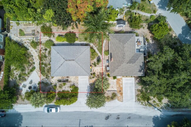 Building Photo - 2475 Alameda Avenue