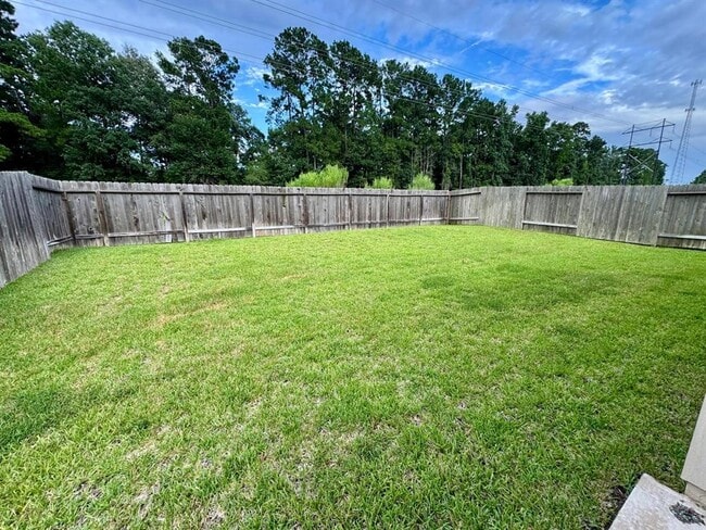 Building Photo - 14110 Silver Falls Ct
