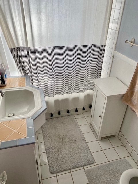 Bathroom - 1008 6th St