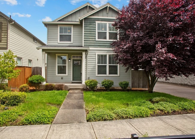 Primary Photo - 253 NE Sloane Way