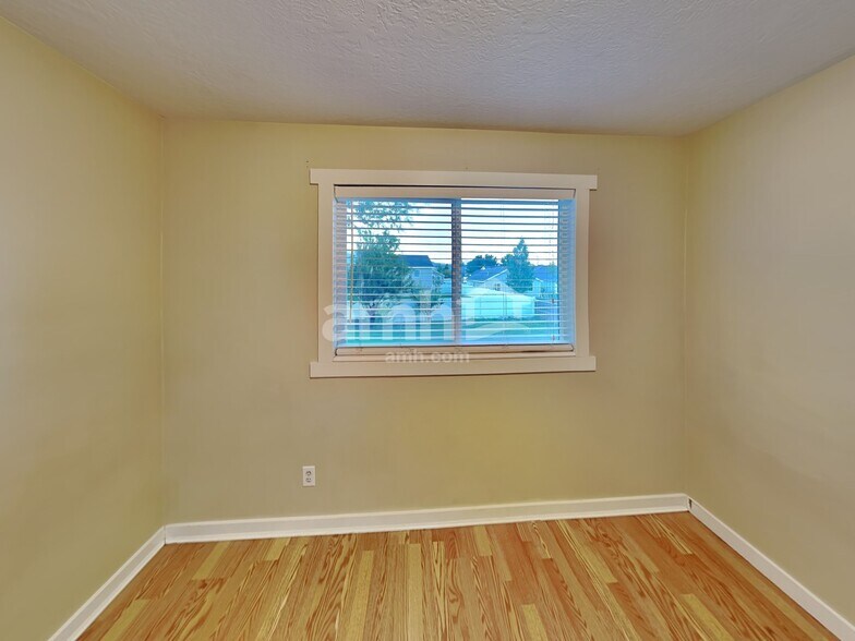 Building Photo - 1659 W 1065 S