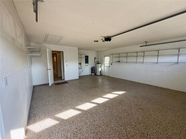 Building Photo - 5805 Helen Way