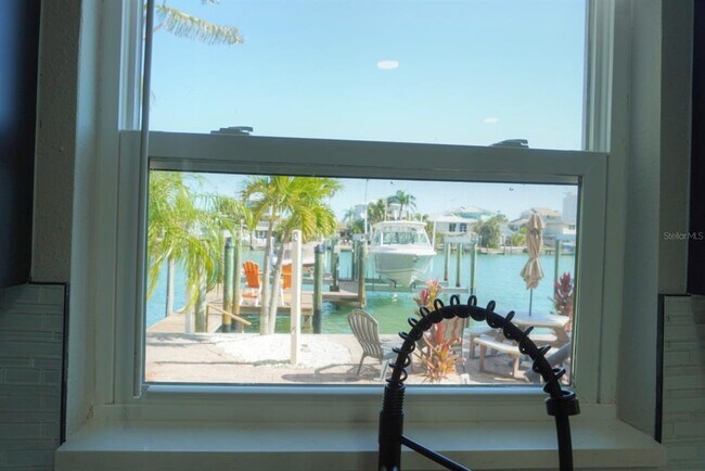 Building Photo - 8535 Blind Pass Dr