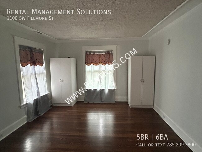 Building Photo - 1100 SW Fillmore St