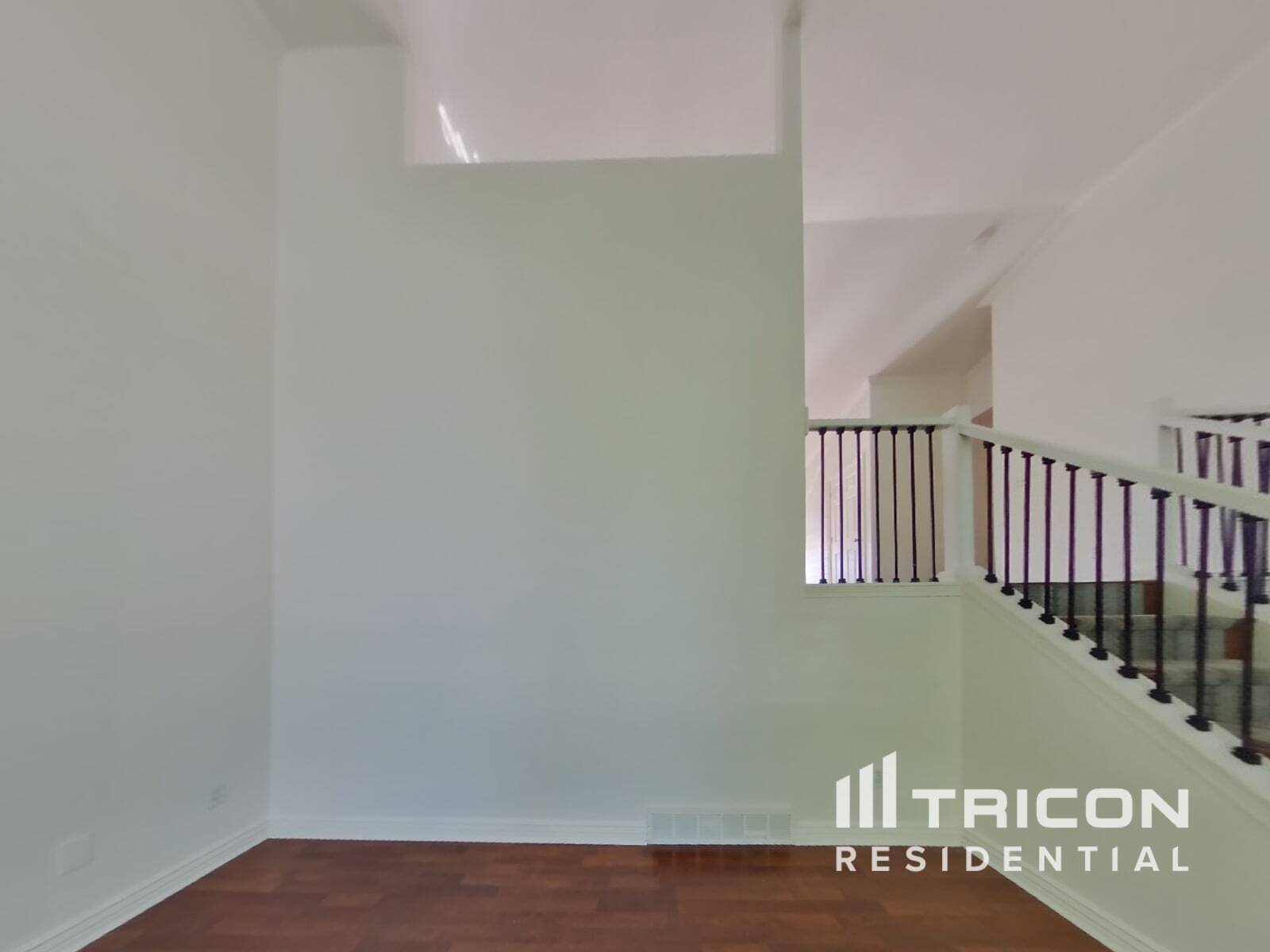 Building Photo - 2262 2940 W