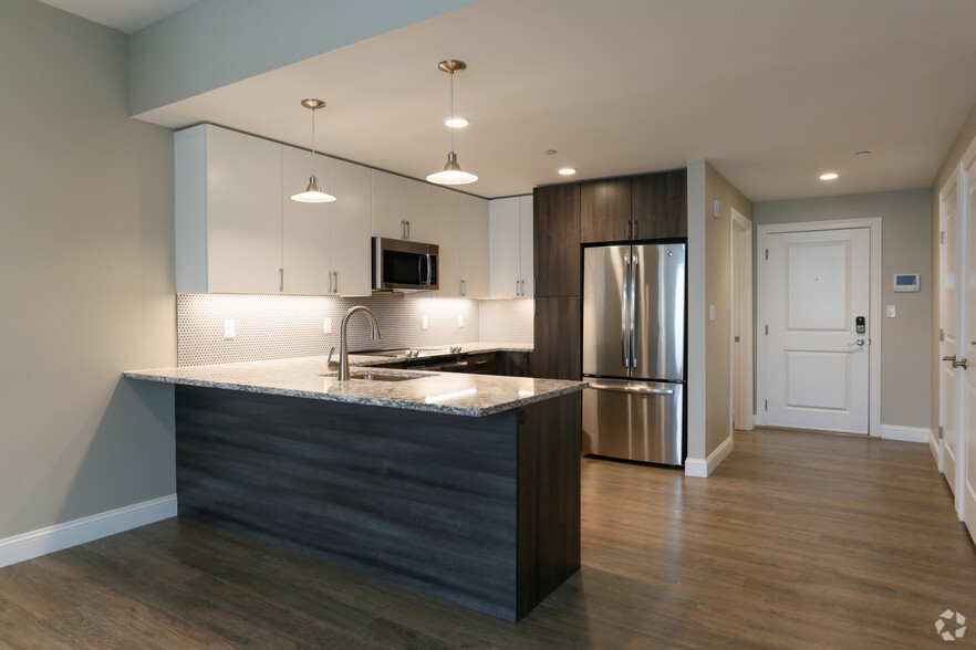 1BR, 1BA - 995 - The Residences at Simonds Park