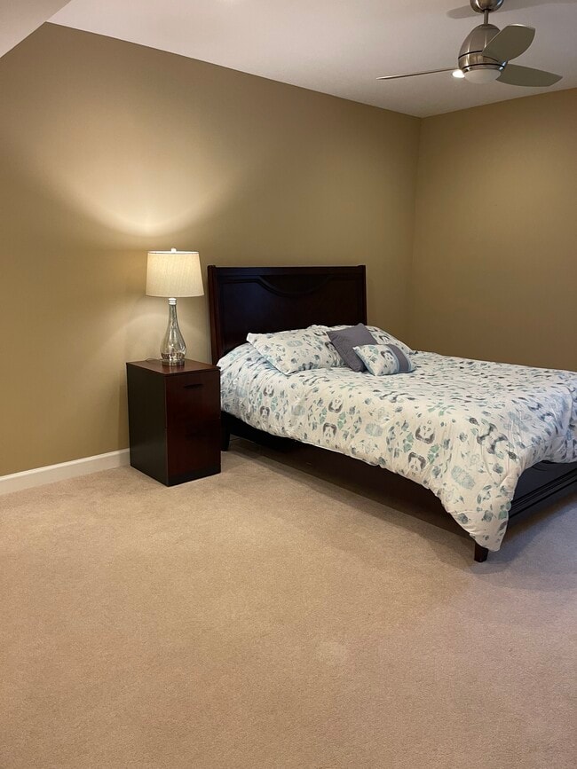 Building Photo - 25339 Kinsale Pl