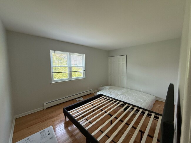 Building Photo - 9662 Golf Terrace