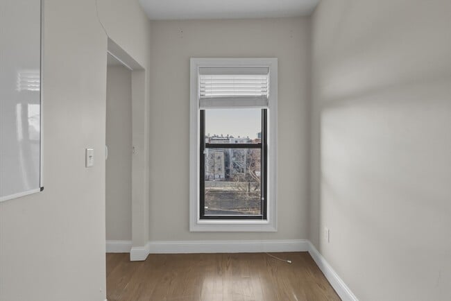 Building Photo - 135 Havre St