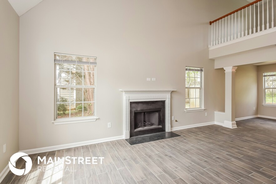 Building Photo - 412 Windstream Dr SW