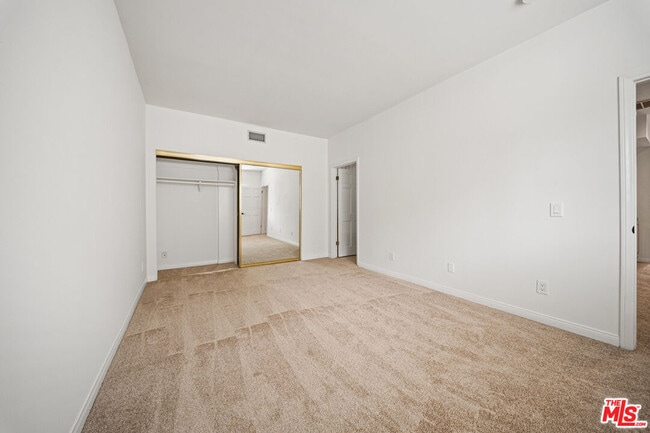 Building Photo - 4144 Colfax Ave